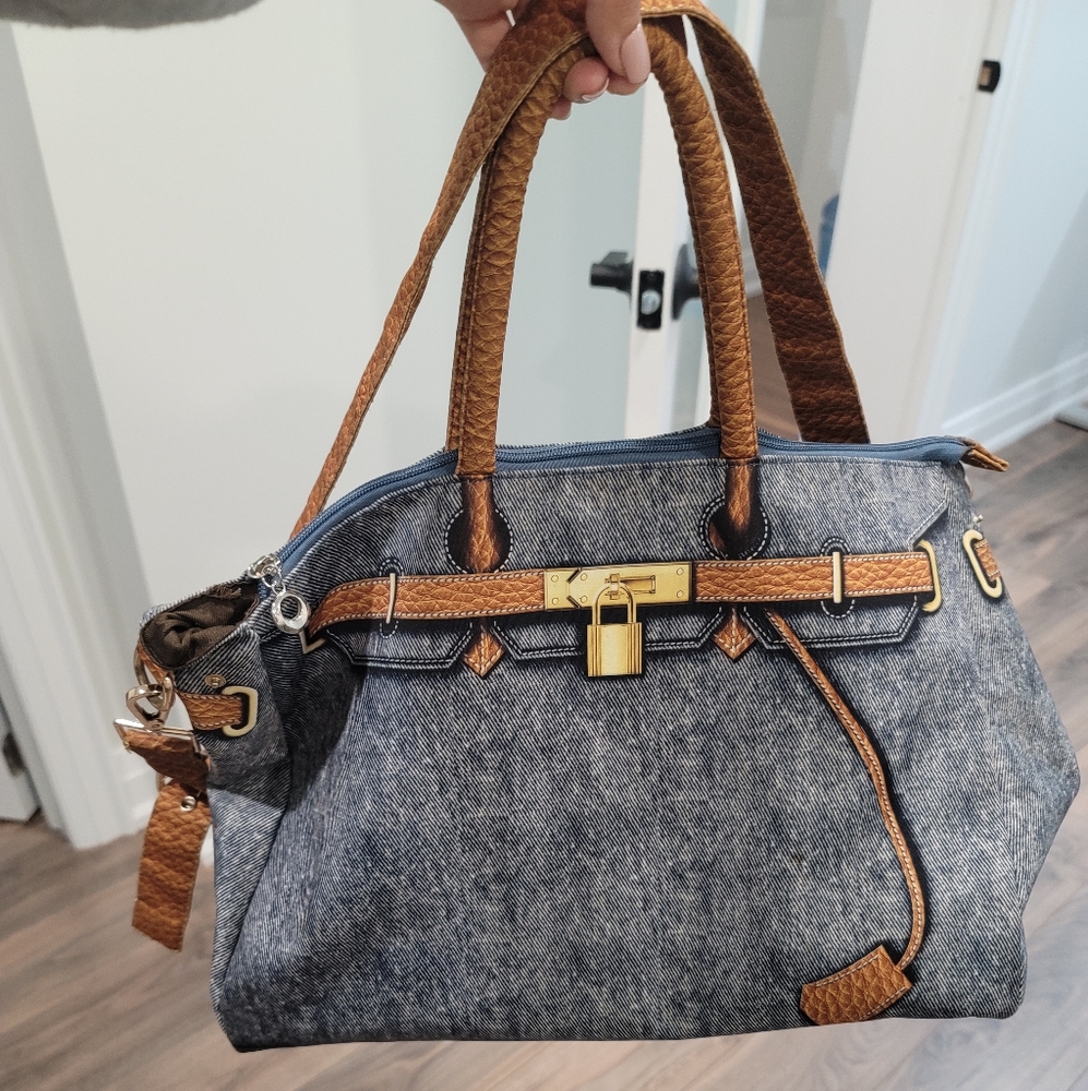 Beautiful Large Tote Bag (Bought in Korea)
